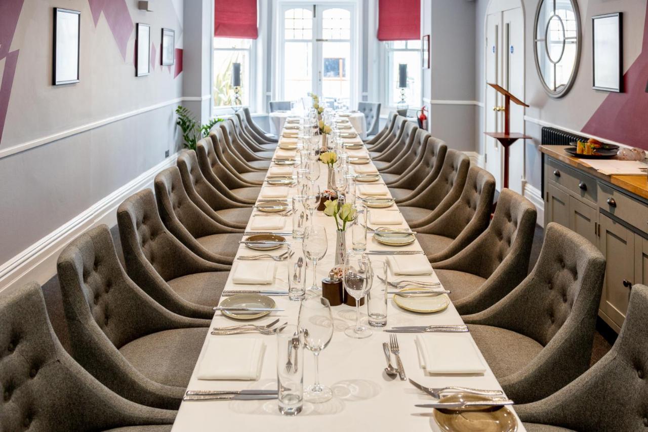 The Seaview Hotel And Restaurant Екстер'єр фото