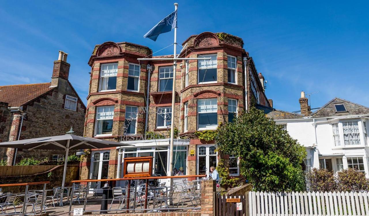 The Seaview Hotel And Restaurant Екстер'єр фото